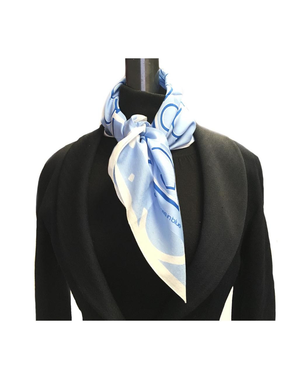 XXX Foulard COURREGES en polyester bleu clair