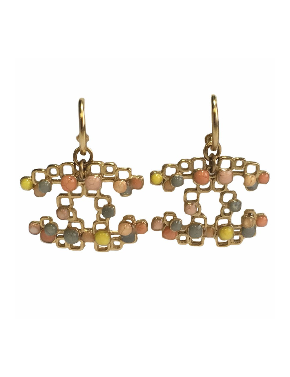 Boucles d'oreille clous CC CHANEL doré et pâte de verre multicolore