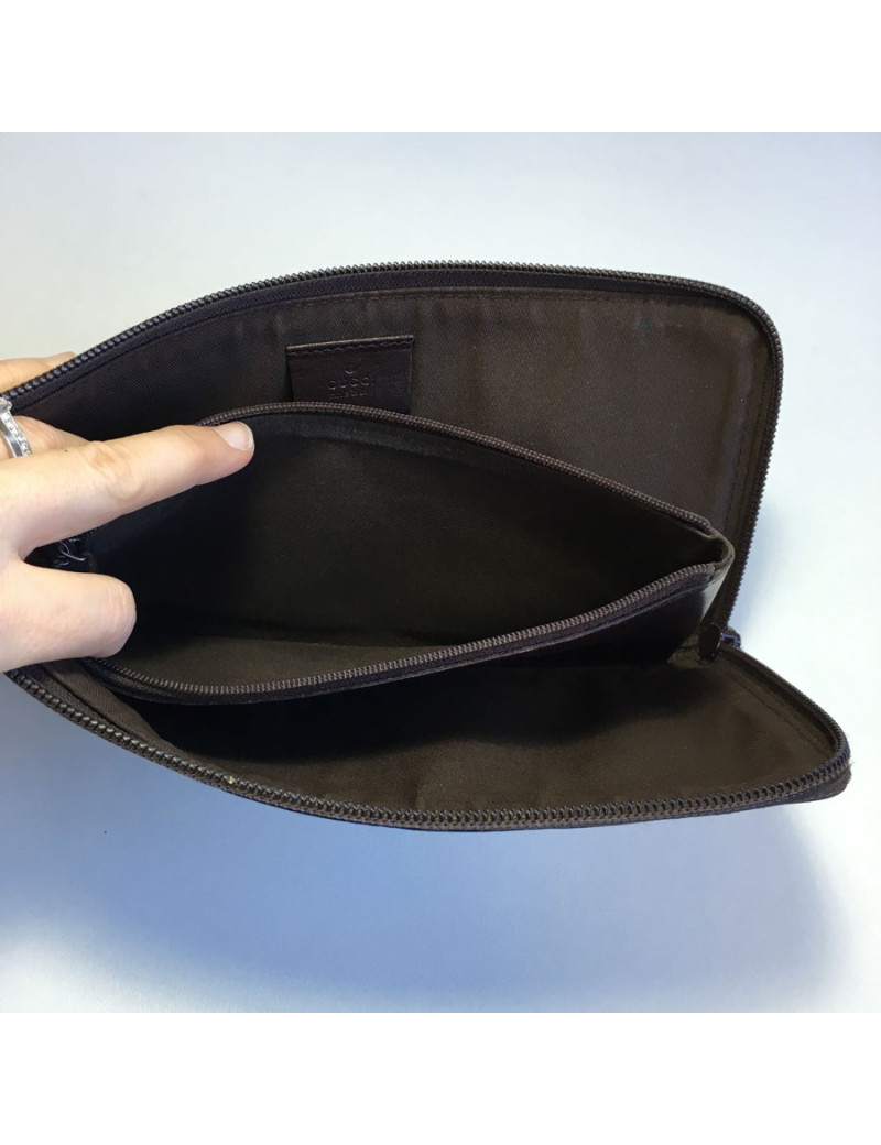 Pochette GUCCI monogram en cuir marron