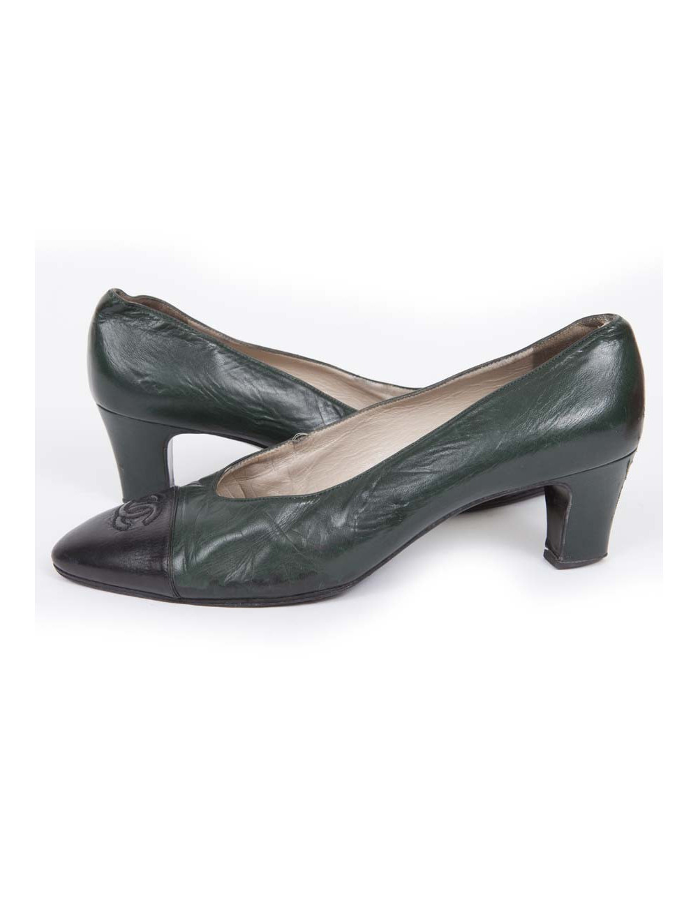 Escarpins CHANEL bicolores T,5