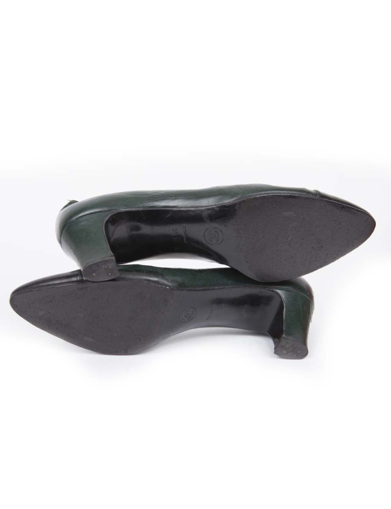 Escarpins CHANEL bicolores T,5