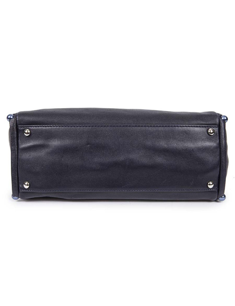 Sac CHANEL cuir lisse bleu marine avec perles