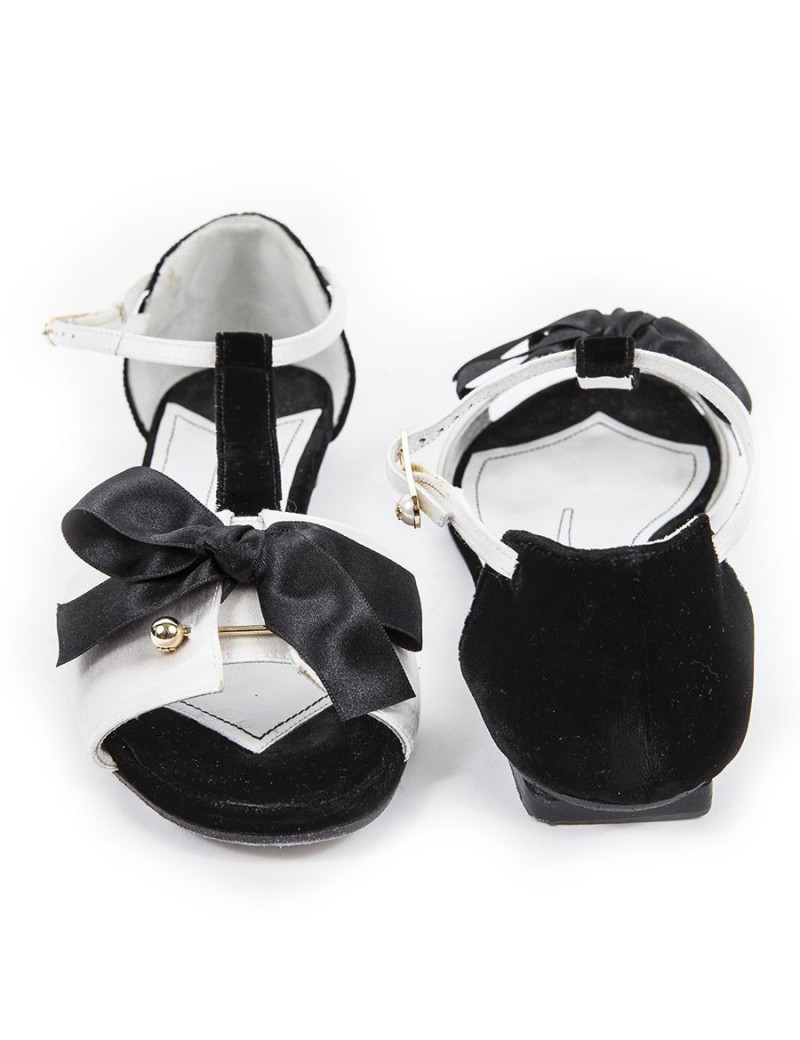 Sandales CHANEL T36 blanches et noires