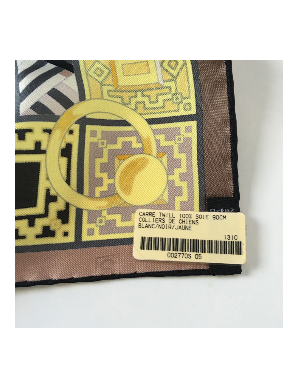 xxx Carré HERMES "Colliers de chiens" en soie jaune