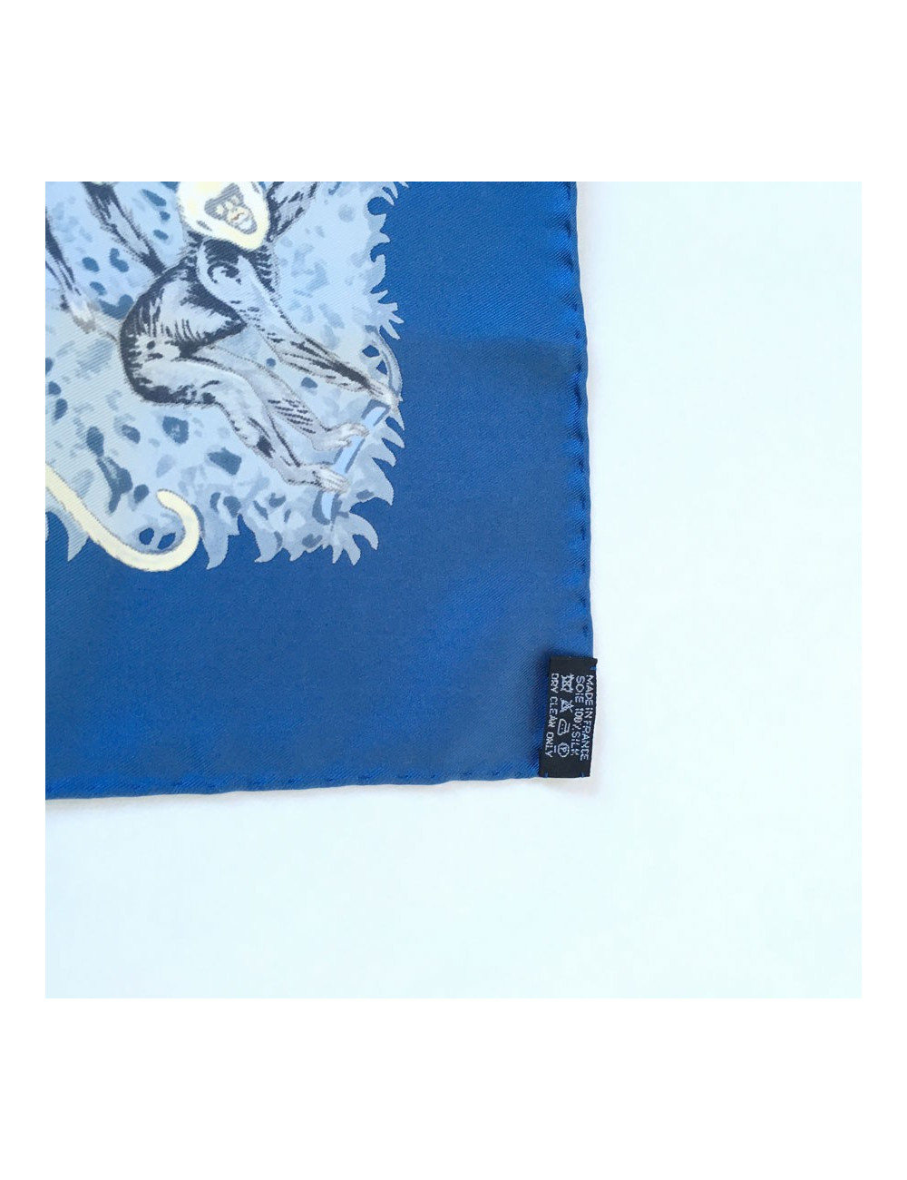 xxx Carré HERMES 'La trève de l'eau' en soie bleue