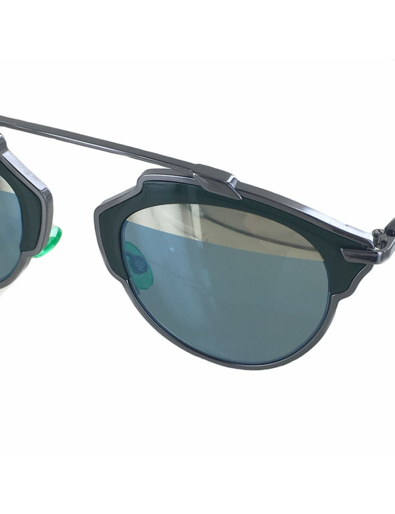 Lunettes de soleil DIOR vertes branches noires