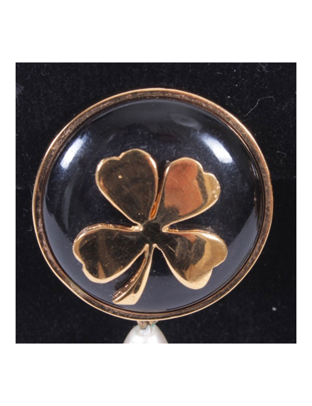 CHANEL Vintage pendant clip-on earrings in gilt metal, molten glass