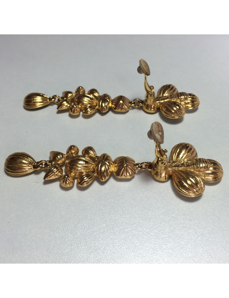 xxx Boucles d'oreille clips pendants YSL YVES SAINT LAURENT en métal doré