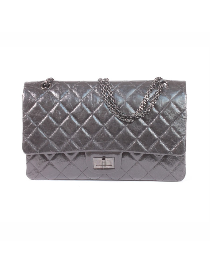 "So Black" CHANEL 2.55 bag