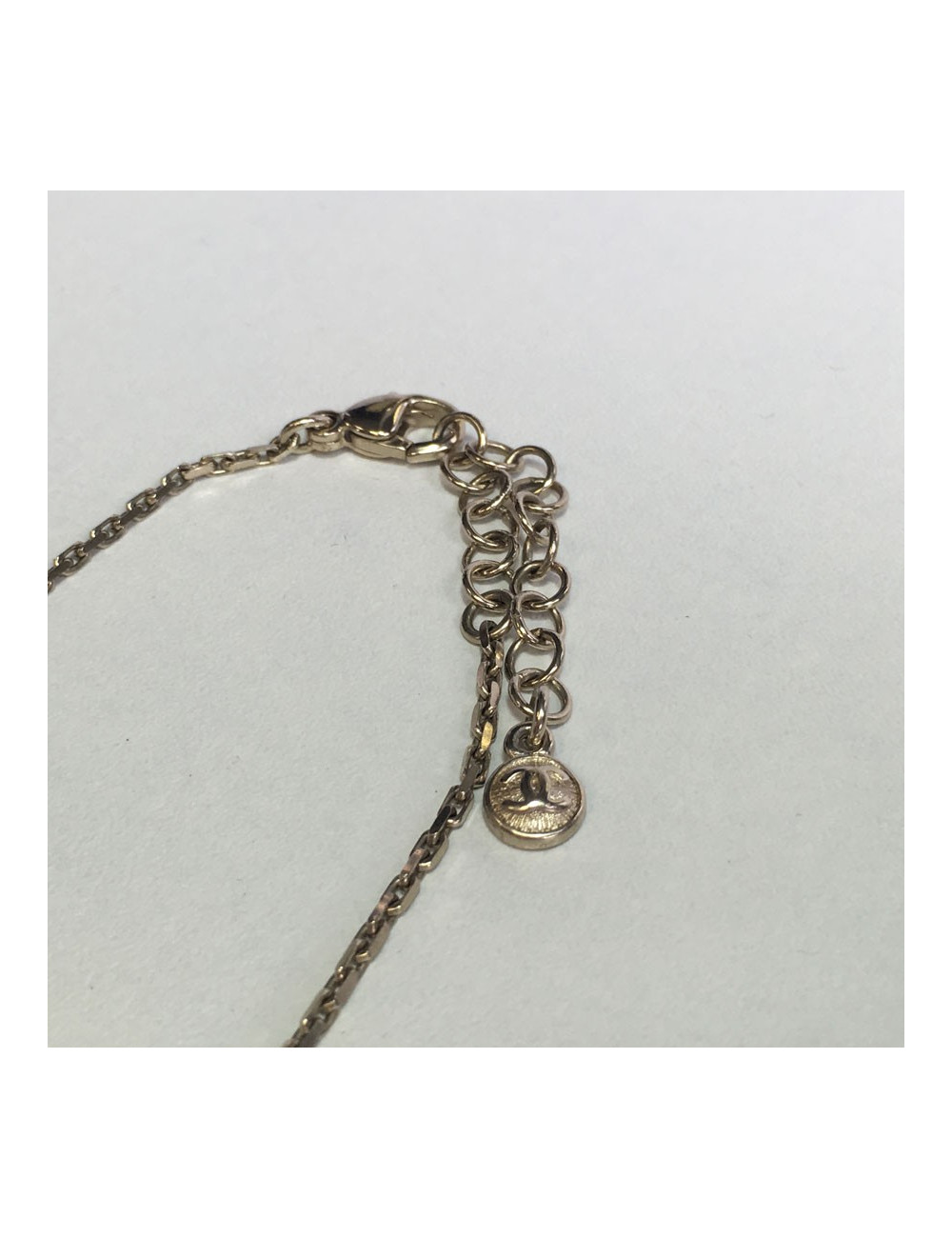 xxx Collier CHANEL CC en métal doré