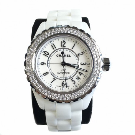 White ceramic CHANEL J12 watch and diamonds