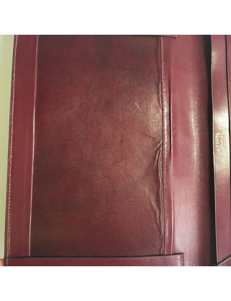  Pochette à courrier HERMES en cuir bordeaux vintage