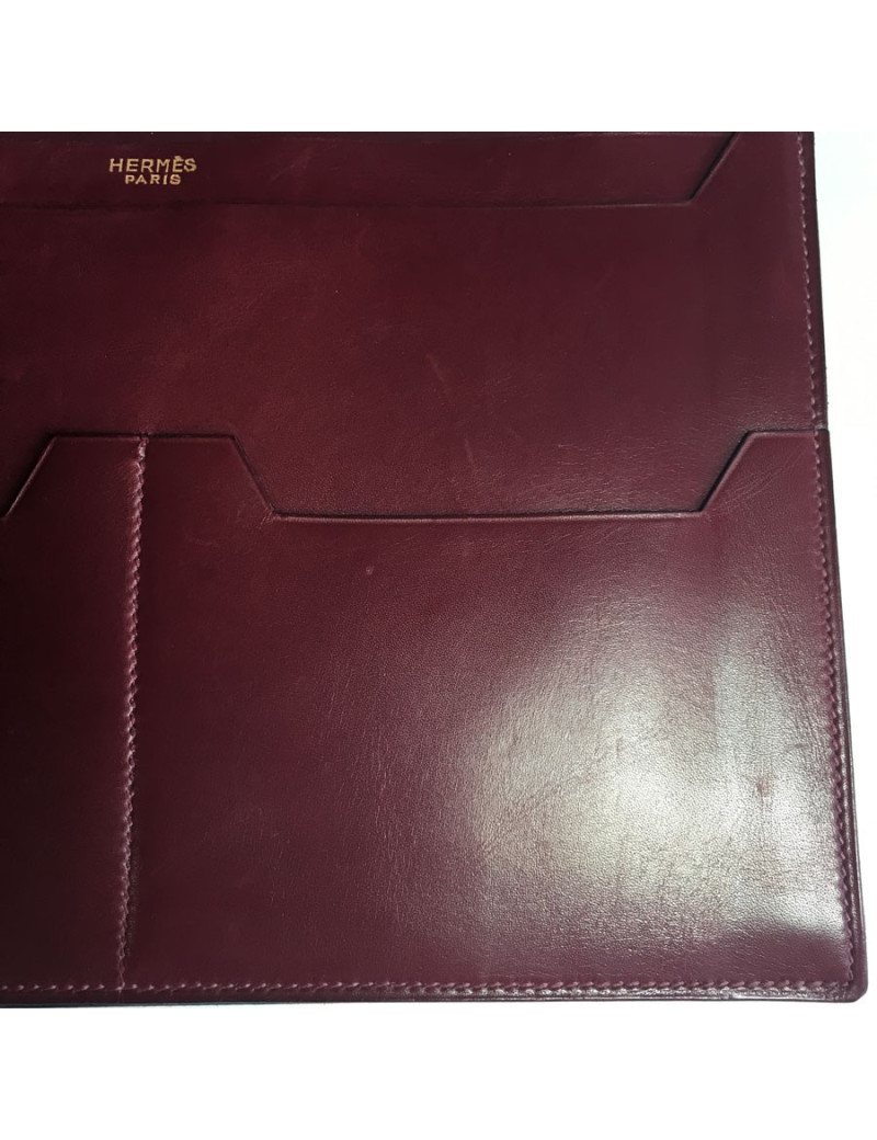  Pochette à courrier HERMES en cuir bordeaux vintage