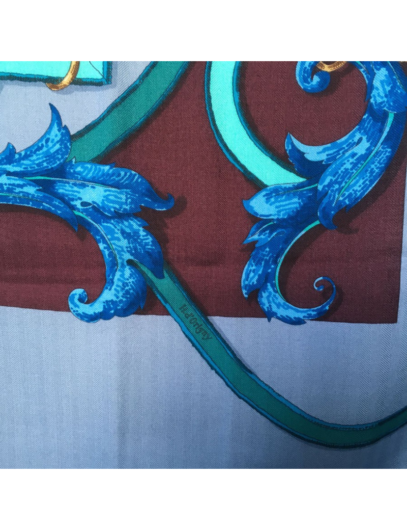 xxx Châle HERMES  "L'instruction du Roy" en soie et cachemire bordeaux, bleu et vert