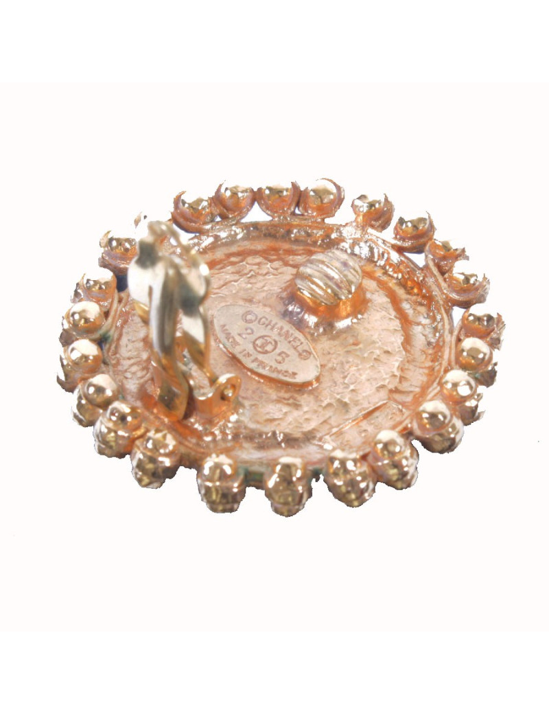 CHANEL Vintage clip-on earrings in gilded metal and ruby molten glass