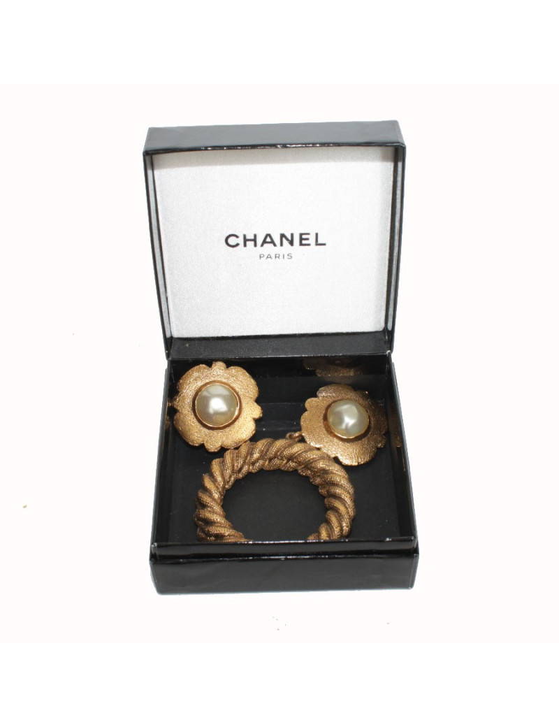 Clips CHANEL Vintage earrings