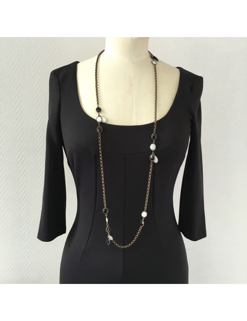 Necklace MARGUERITE of VALOIS gold chain and black and white glass paste