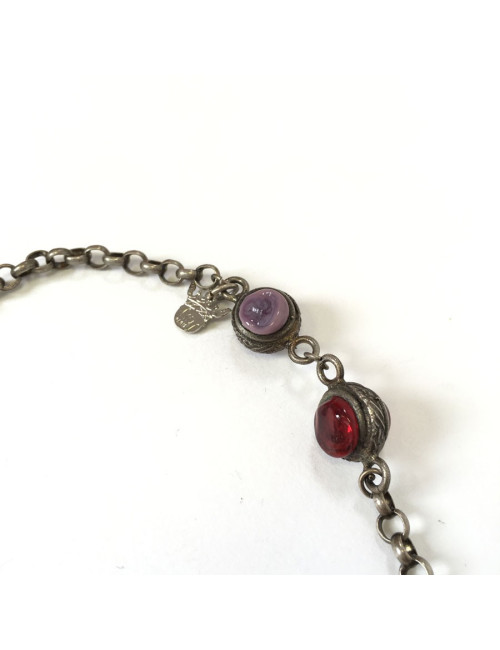 Sautoir MARGUERITE DE VALOIS chaîne argentée vieillie et pâte de verre mauve et bordeaux