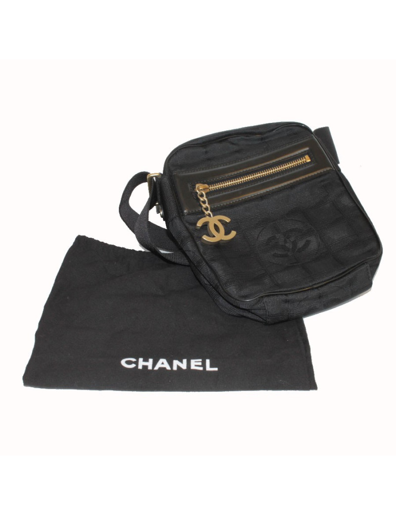 Sacoche CHANEL toile noire 