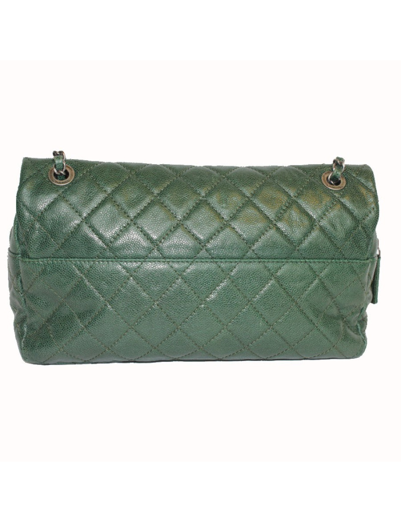 Pine Green grained lambskin CHANEL bag