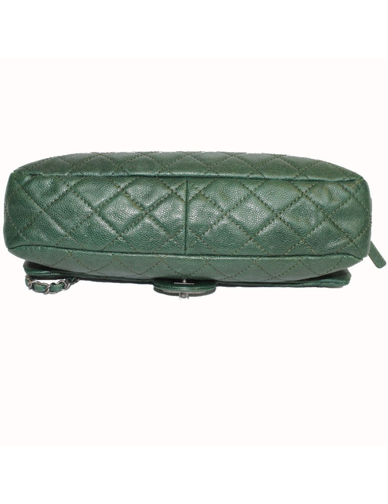 Sac CHANEL cuir grainé vert