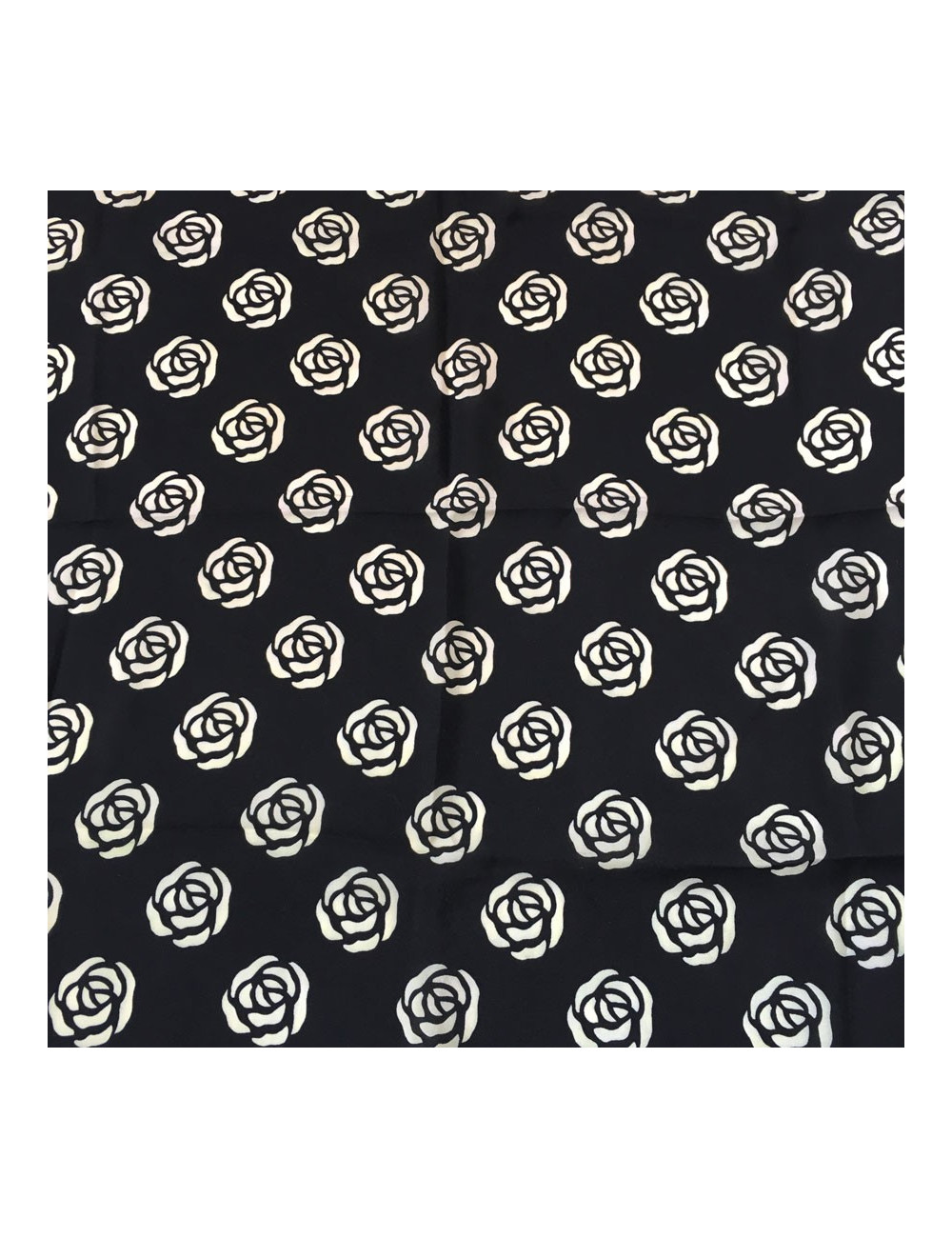 Square "CD" CHRISTIAN DIOR