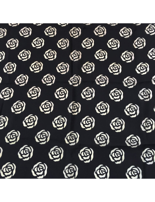 Square "CD" CHRISTIAN DIOR