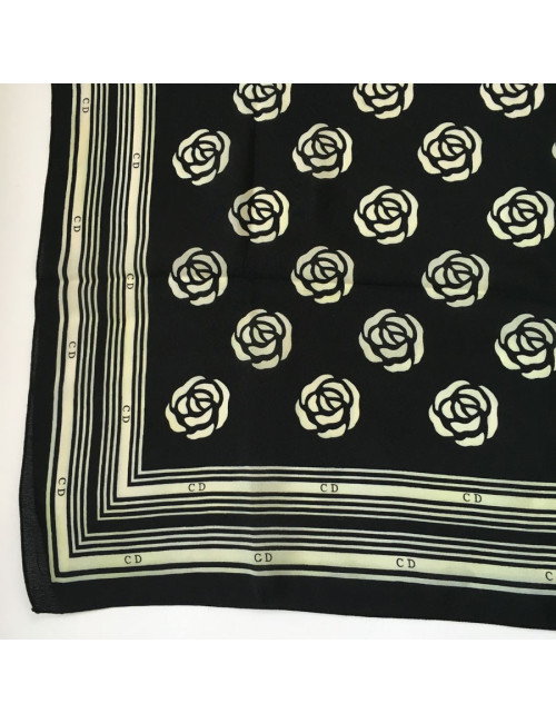 Square "CD" CHRISTIAN DIOR