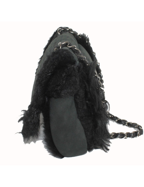 Sac CHANEL en peau retournée noir