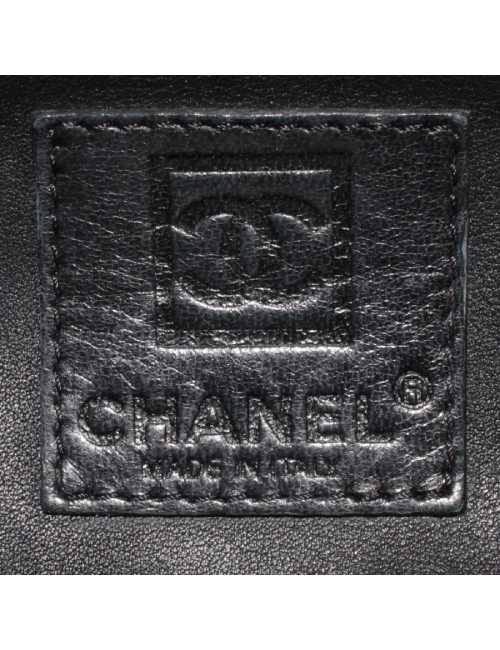 Sac CHANEL en peau retournée noir