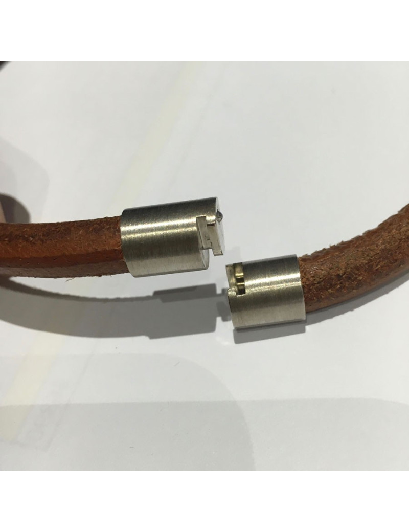 Tour de cou HERMES en cuir marron