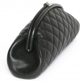 CHANEL black caviar leather pouch