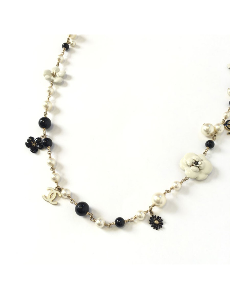 Necklace CHANEL gold chain, black and Pearly beads, Camellia in email