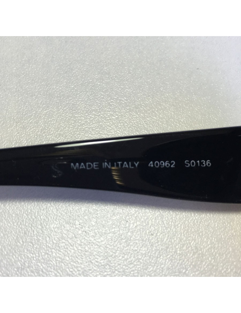 xxx Lunettes de soleil CHANEL en plastique noir