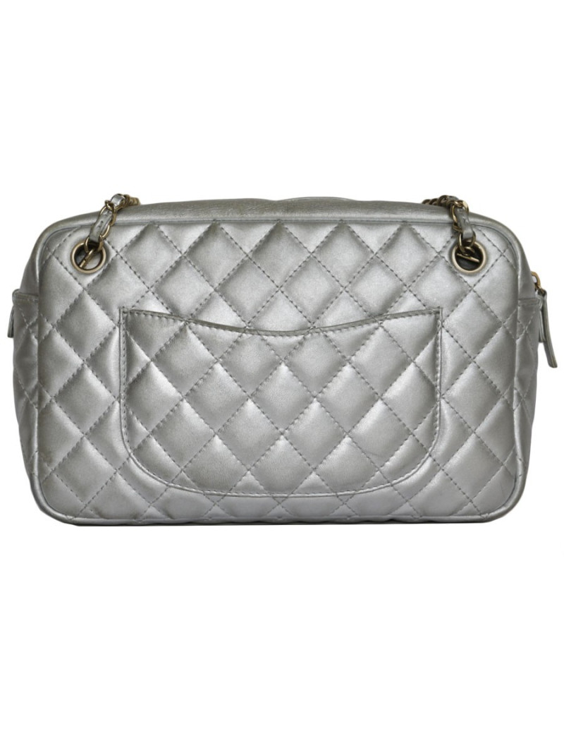 Sac "Caméra"CHANEL cuir argent