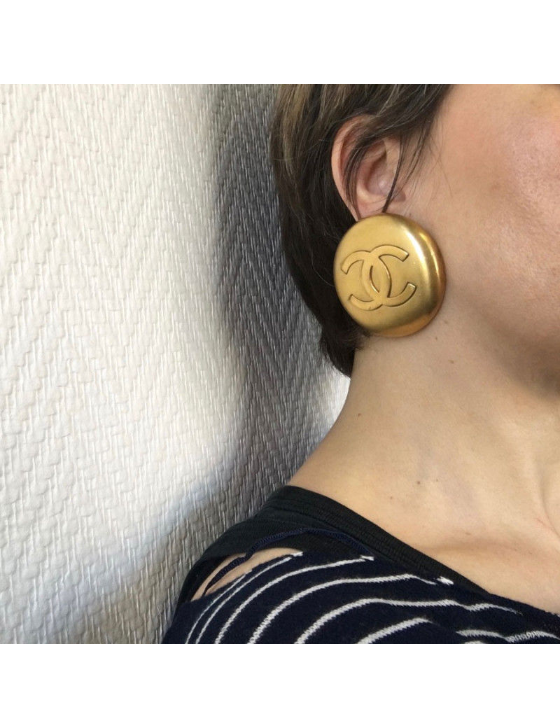CHANEL vintage haute couture gilded clip-on earrings