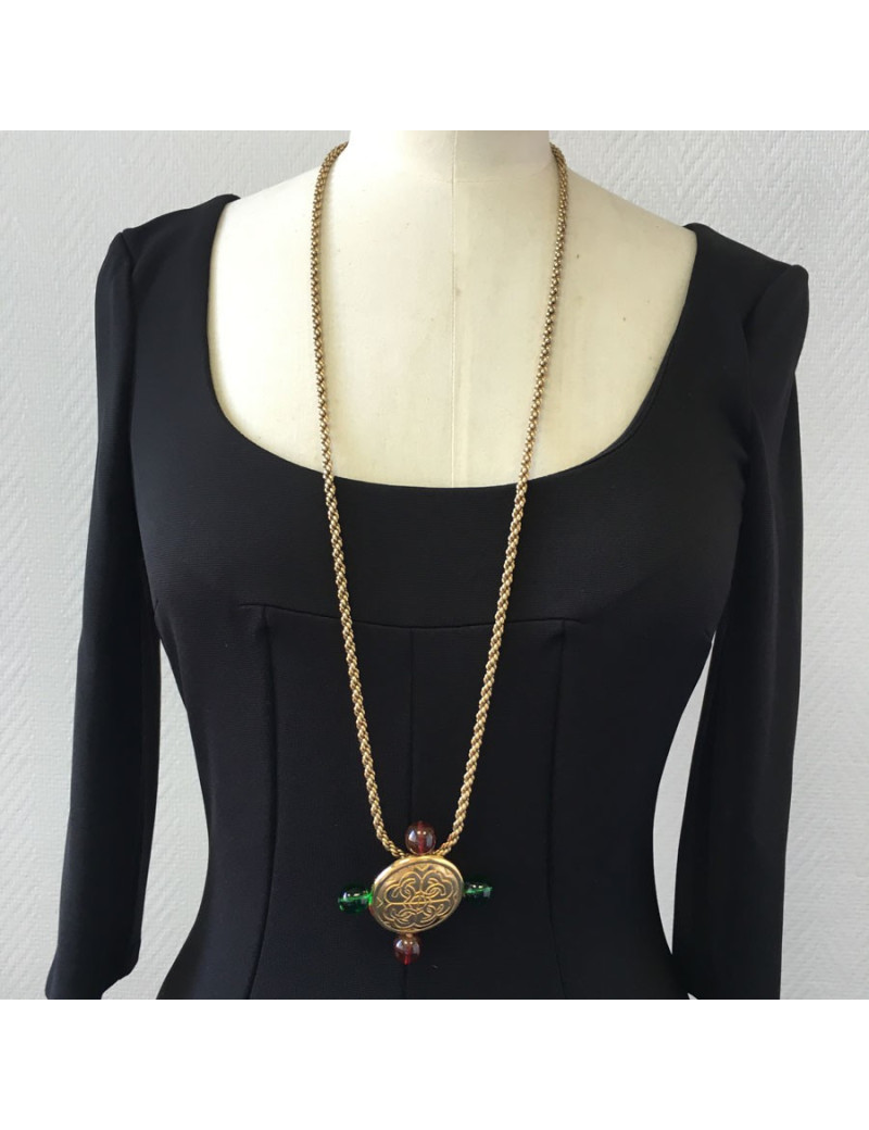 Necklace CHANEL Vintage 80 ' in gold metal and green and Burgundy resin