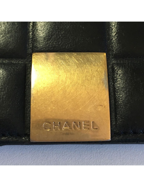 CHANEL Vintage quilted black leather wallet