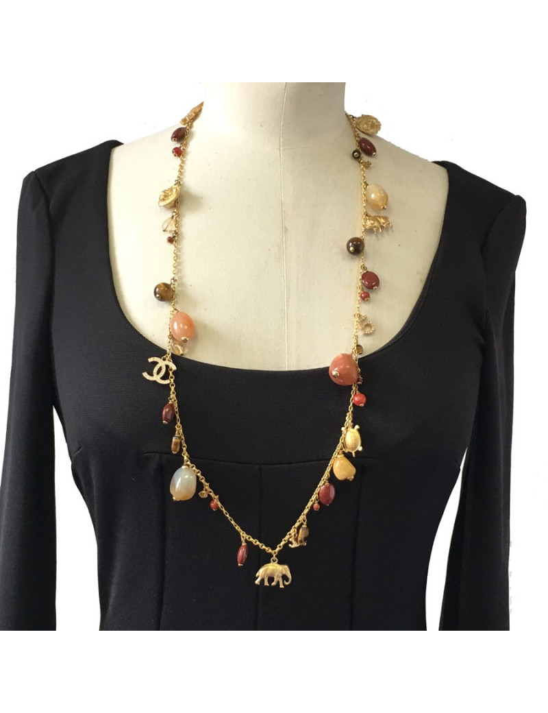 CHANEL couture chain necklace in gilded metal with charms 