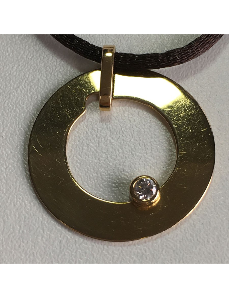 Collier DINH VAN "cible" en or et diamant