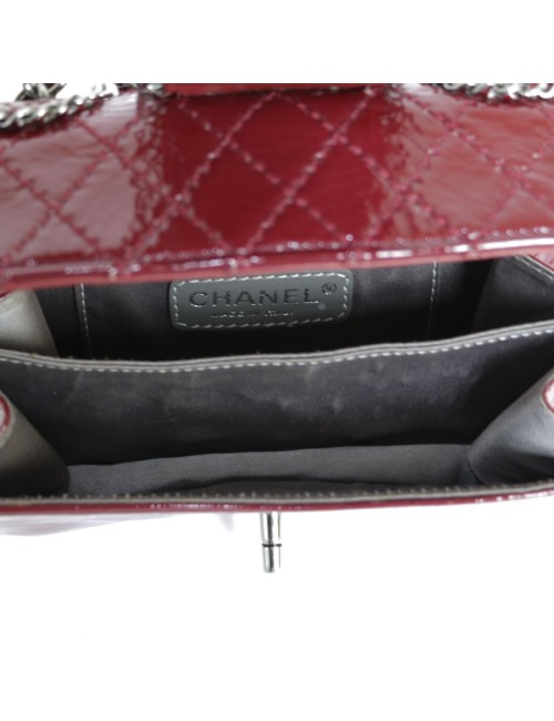 Mini CHANEL Flap bag in Burgundy Patent leather
