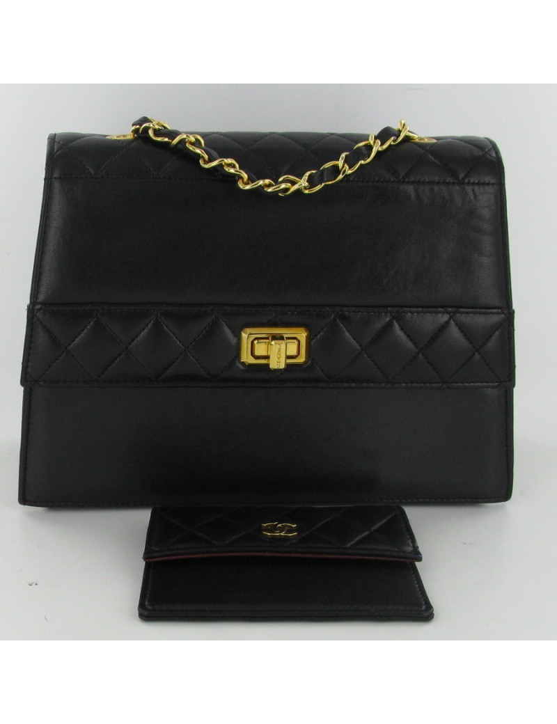 Sac vintage en cuir noir CHANEL