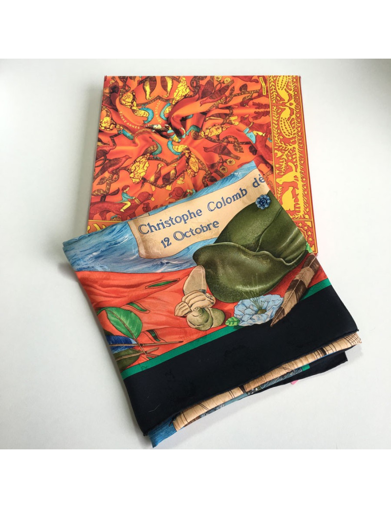 Carré HERMES "Christophe Colomb découvre l'Amérique" en soie 