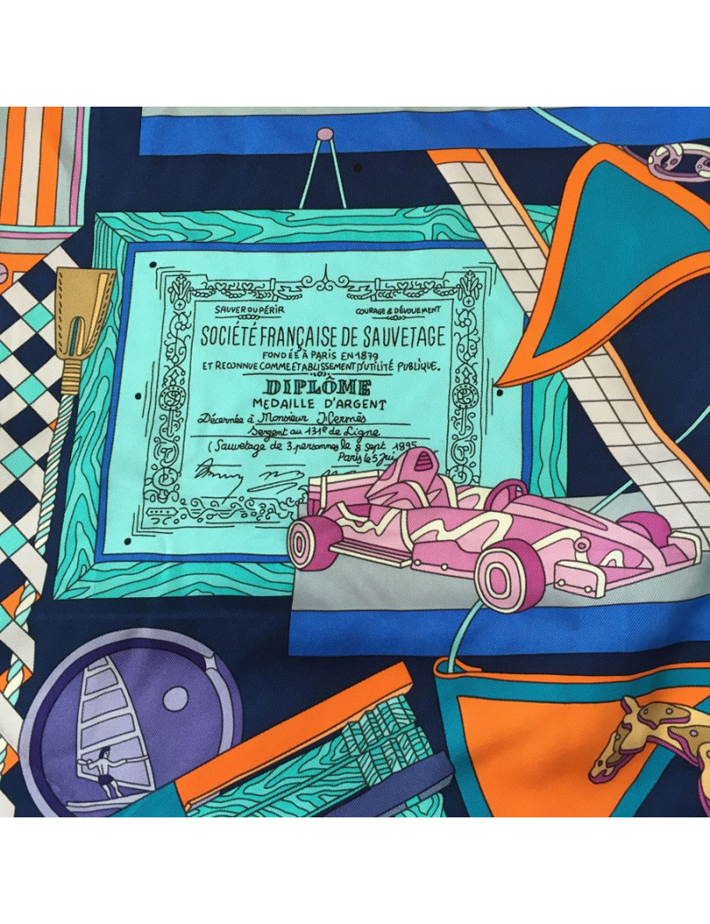 Grand foulard HERMES 100 % soie