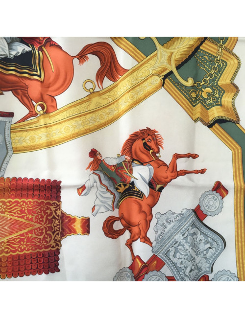 Carré HERMÈS "1821 - les cavaliers Ottomans" en soie multicolore