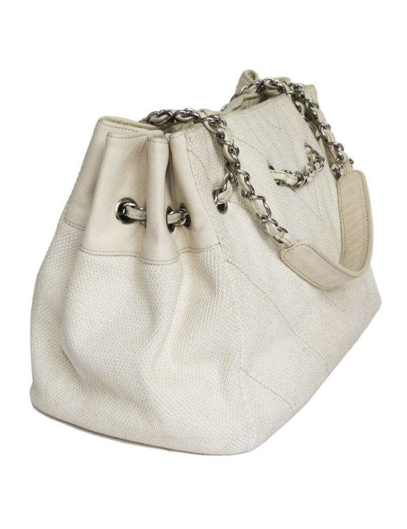 CHANEL tote bag in ecru canvas and leather