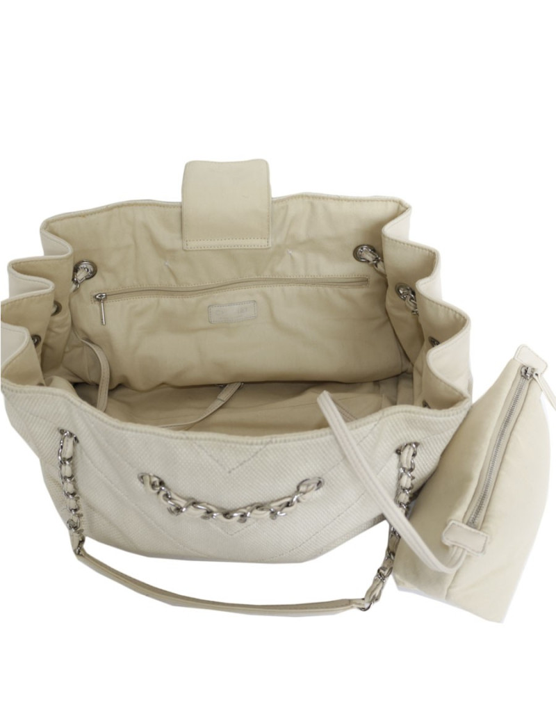 CHANEL tote bag in ecru canvas and leather