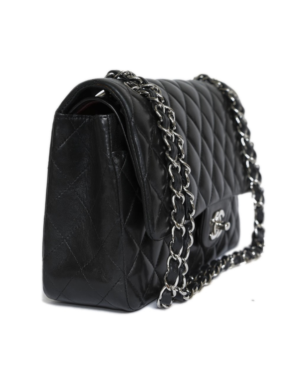 Timeless CHANEL quilted smooth lambskin bag