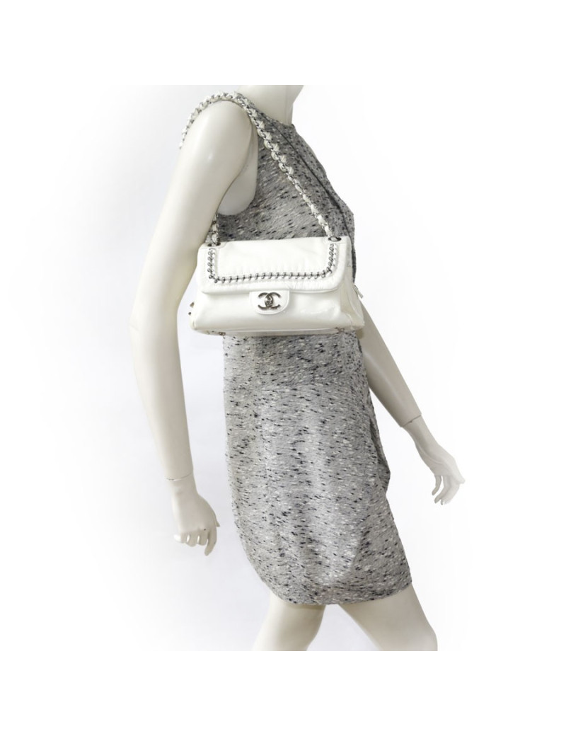 Two-tone CHANEL distressed leather bag