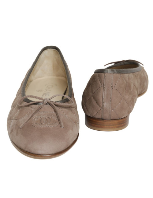 Ballerines CHANEL T 40 matelassées daim